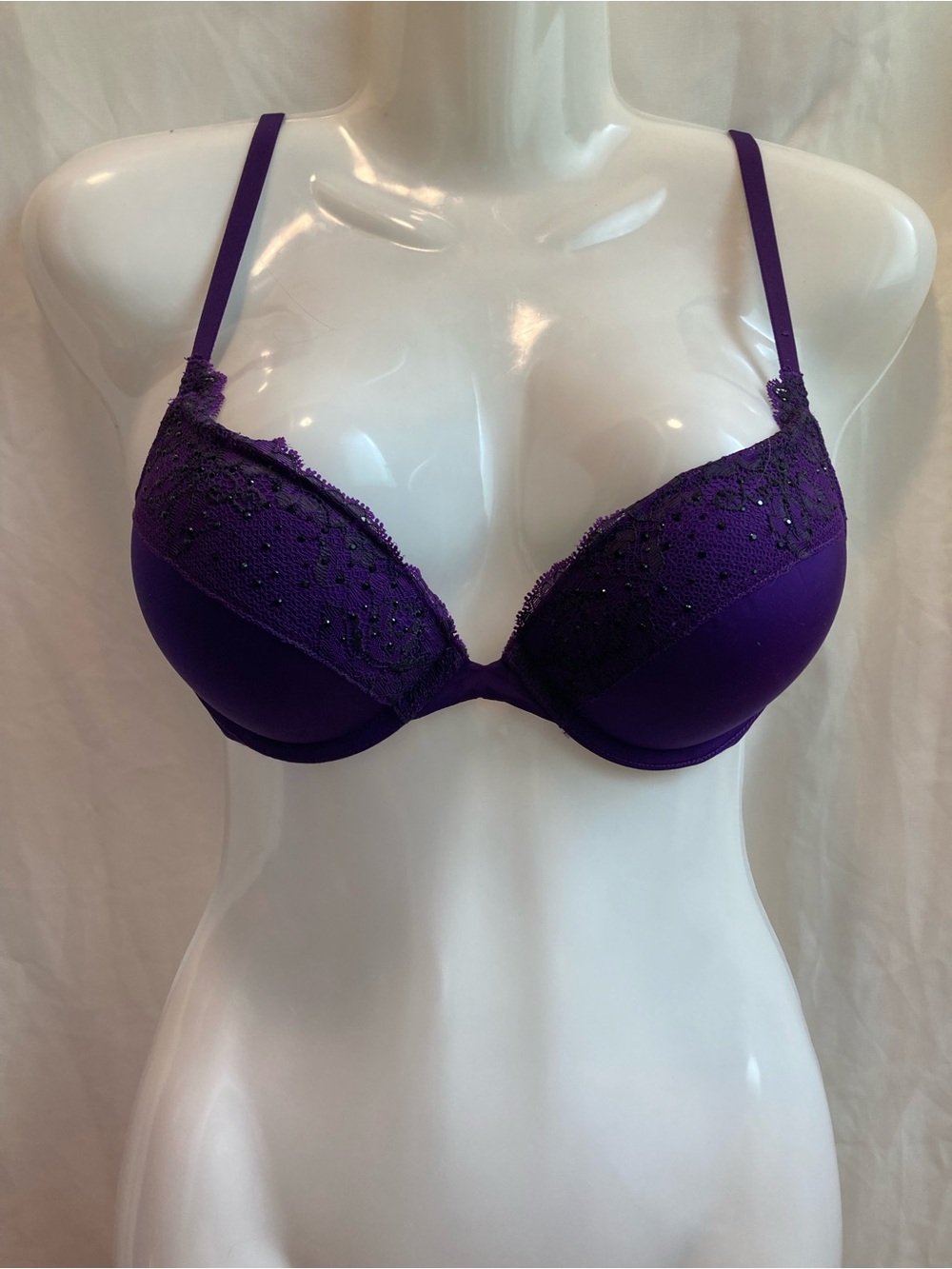 Senza Purple Push Up Bra Black Lace Rhinestone Détails Medium Size